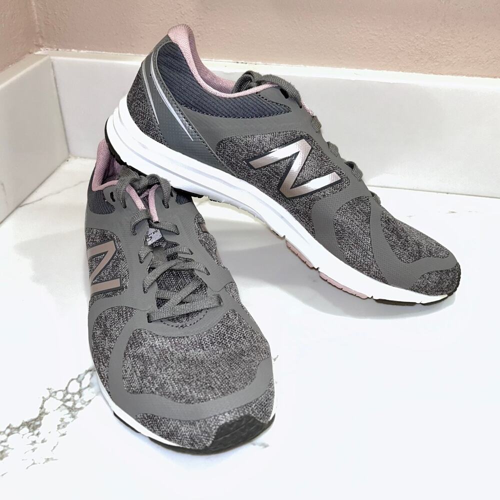 New Balance Ultrasoft Ortholite Athletic Shoes Size 8 Women's - Picture 1 of 8